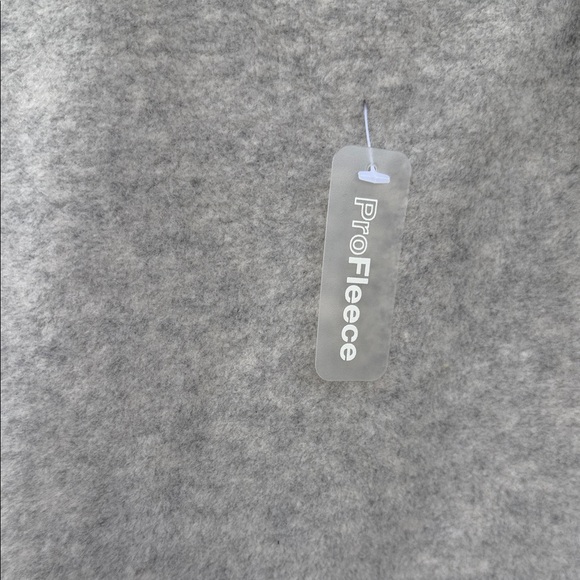 (2)Gap NWT ProFleece Scarves - Picture 2 of 4